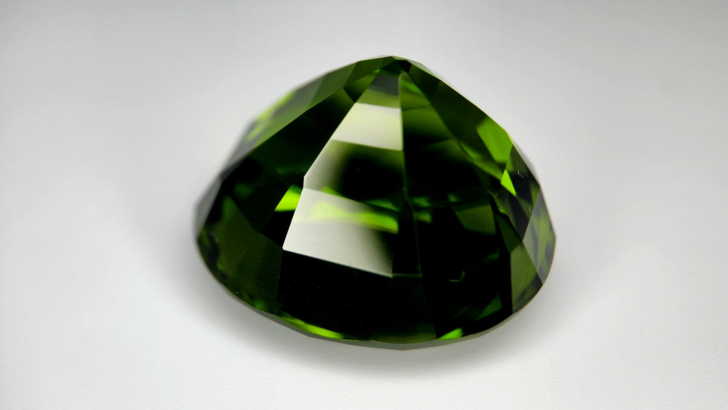 37.15 Carats Natural Peridot From Pakistan IGCPeridot07