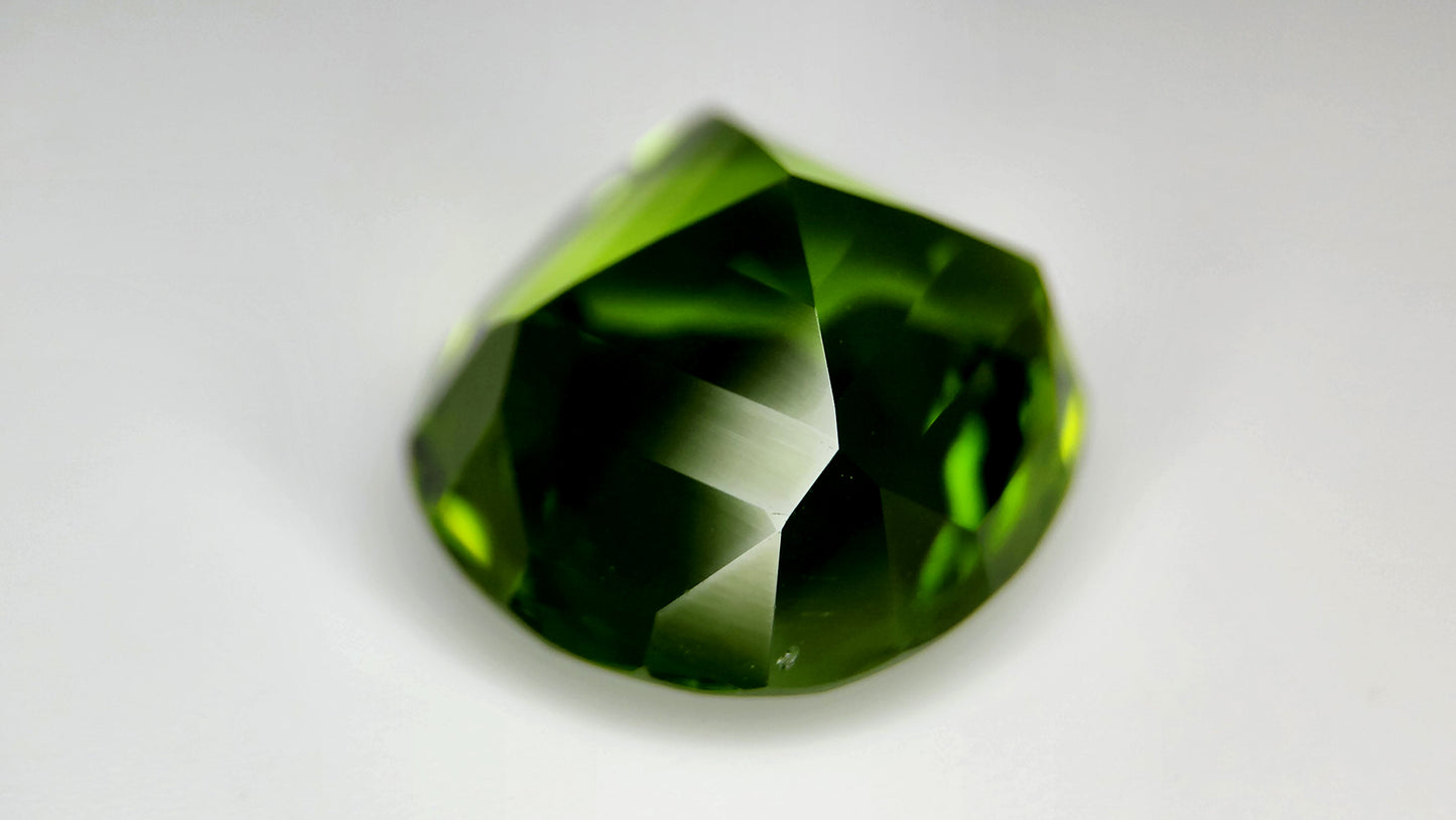 23.15 Carats Natural Peridot From Pakistan IGCPeridot13