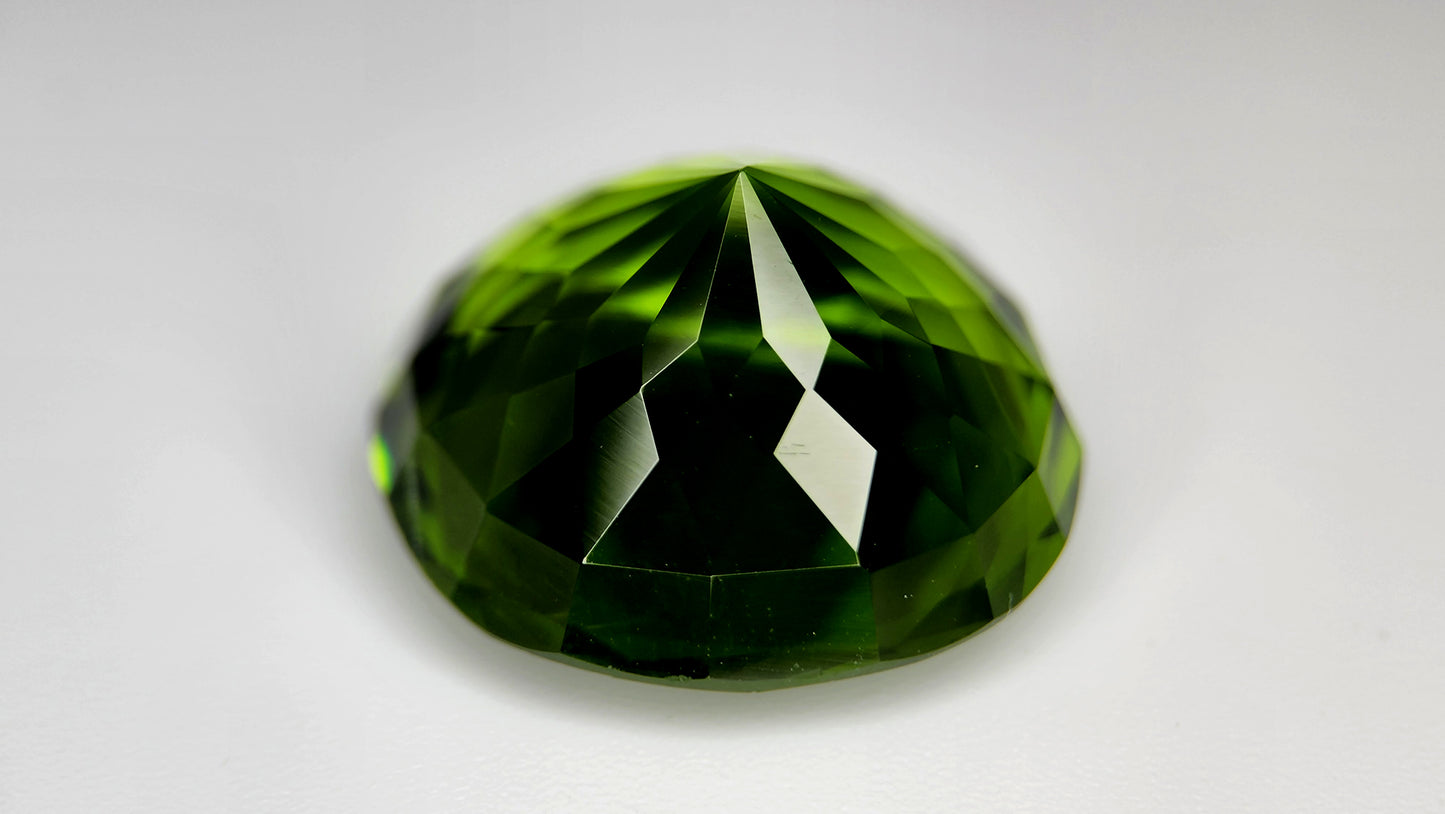 21.25 Carats Natural Peridot From Pakistan IGCPeridot14