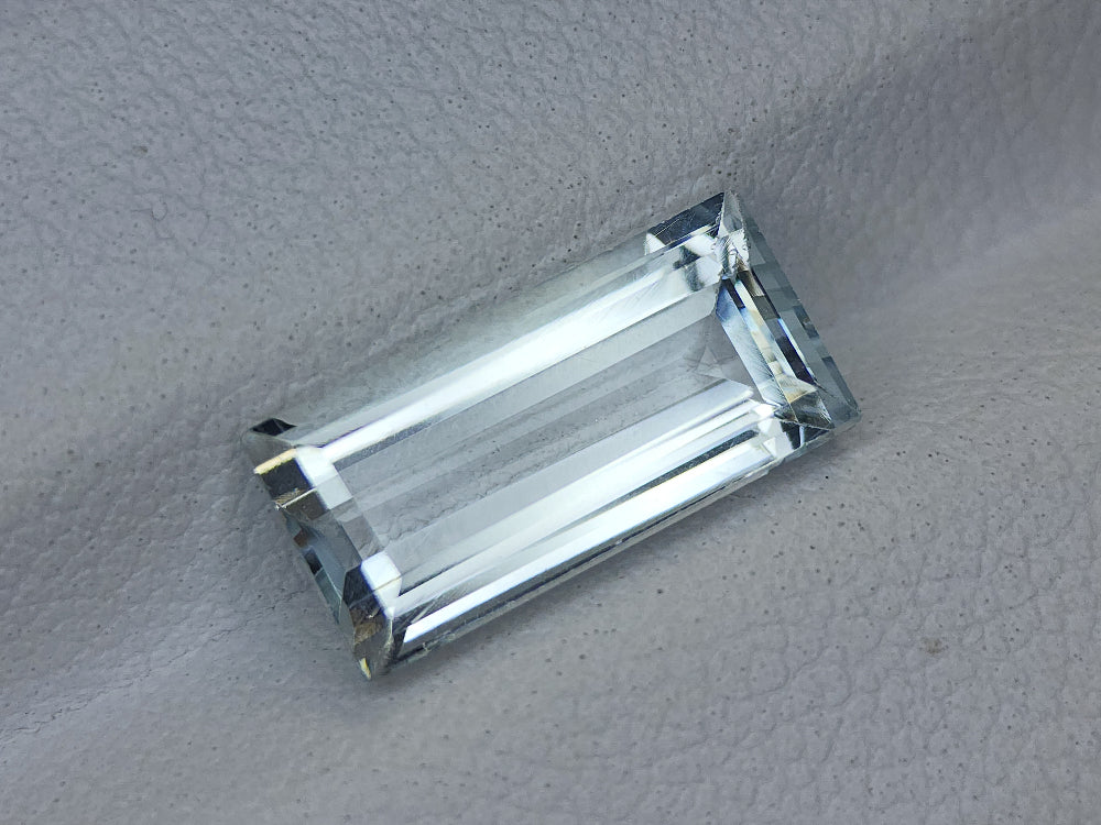 2.92ct natural aquamarine stone igcga02 - imaangems
