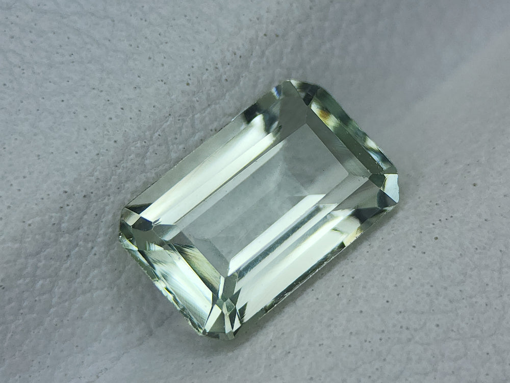 1.35ct natural aquamarine stone igcga39 - imaangems