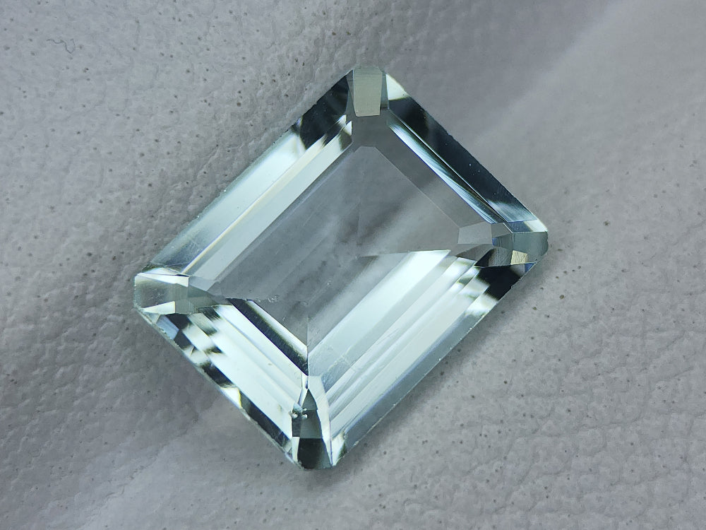 1.74ct natural aquamarine stone igcga08 - imaangems