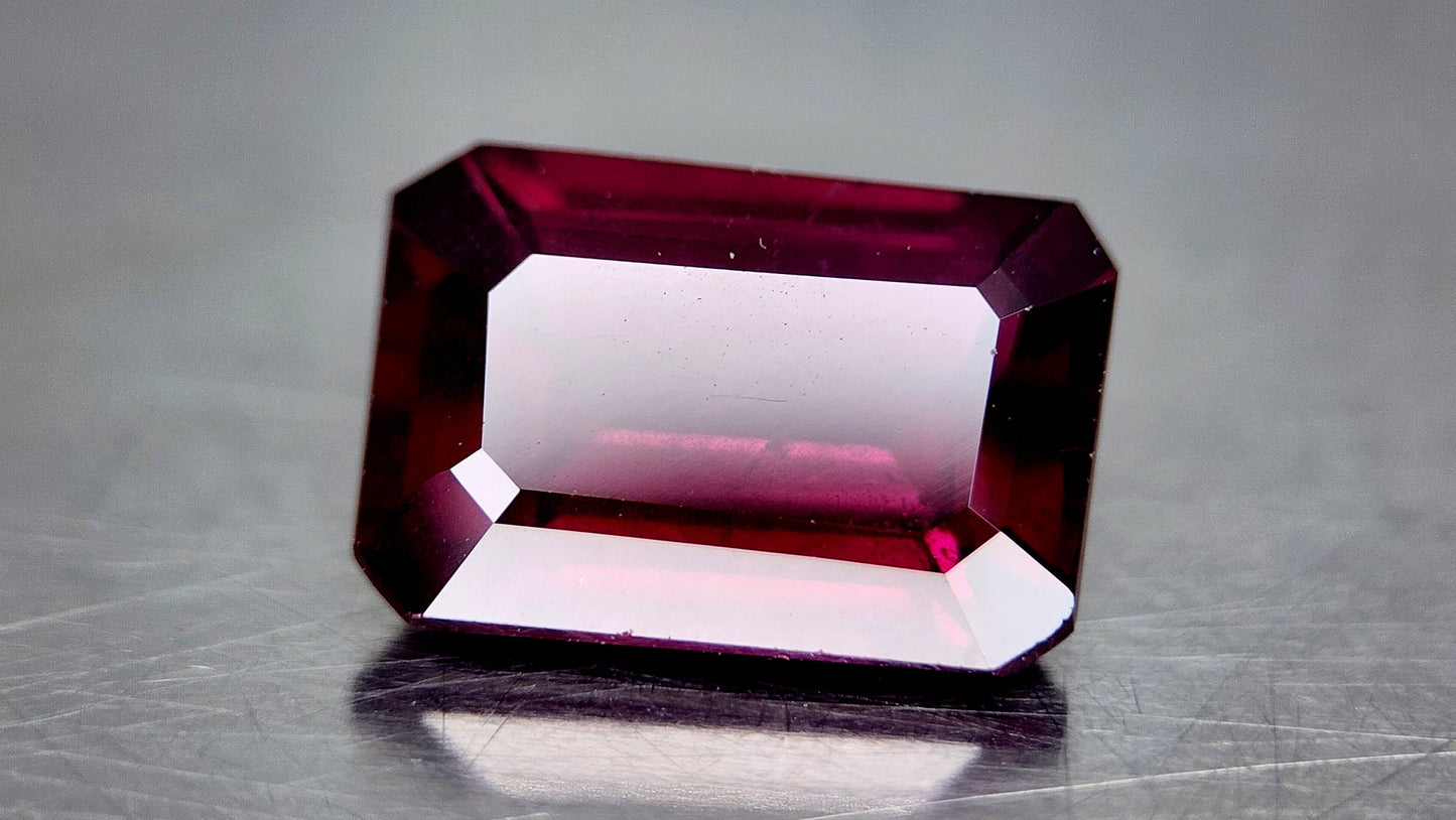 Natural Grape Garnet 11