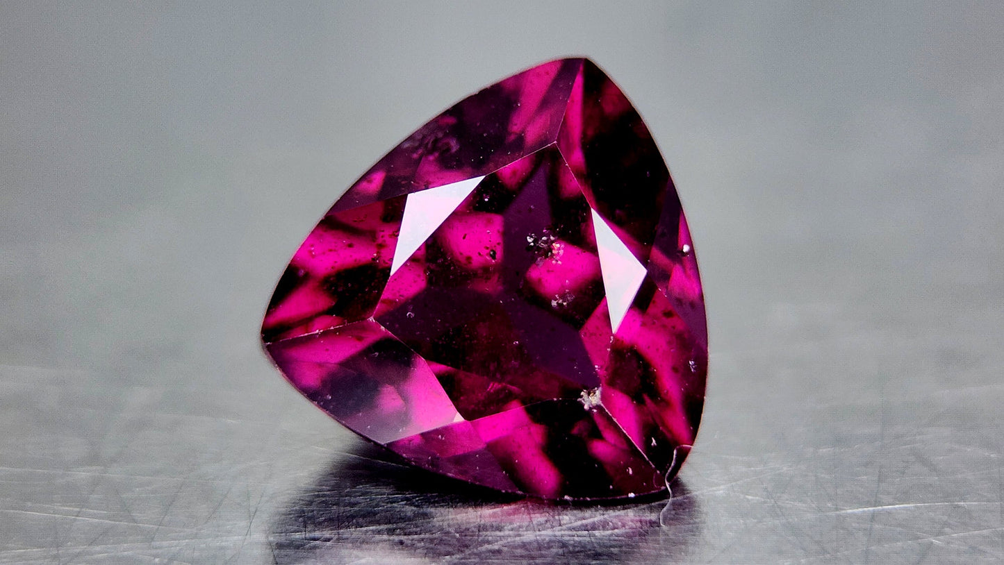 Natural Grape Garnet 19