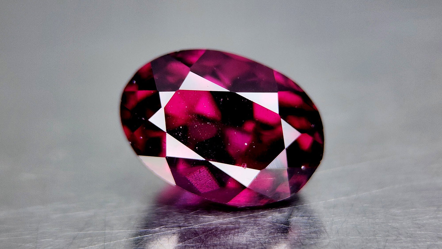 Natural Grape Garnet 24