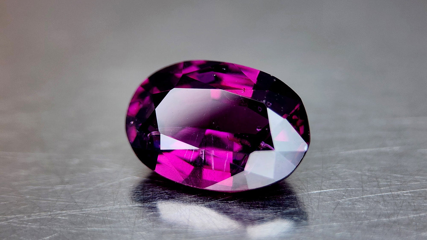 Natural Grape Garnet 70