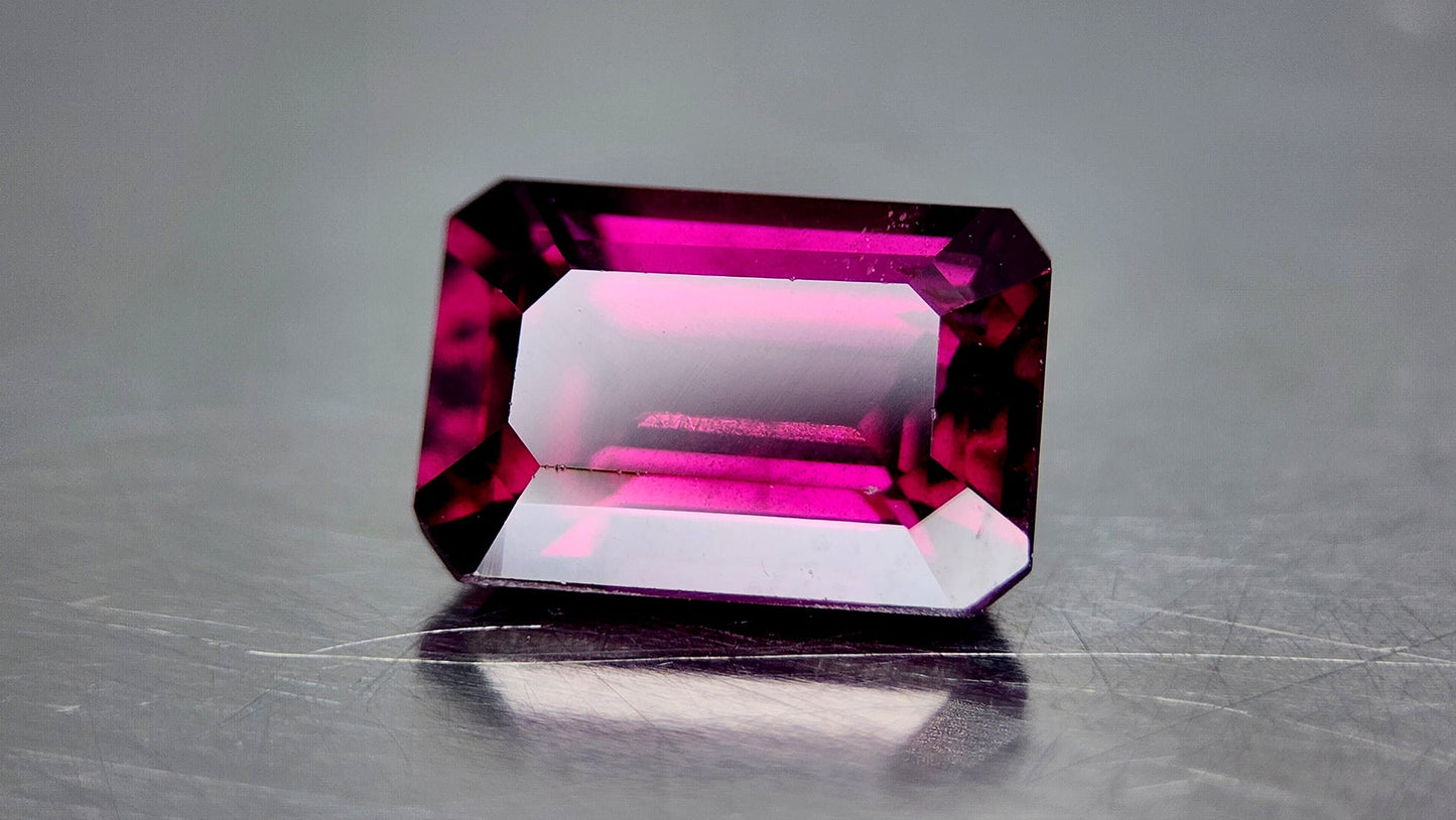 Natural Grape Garnet 8