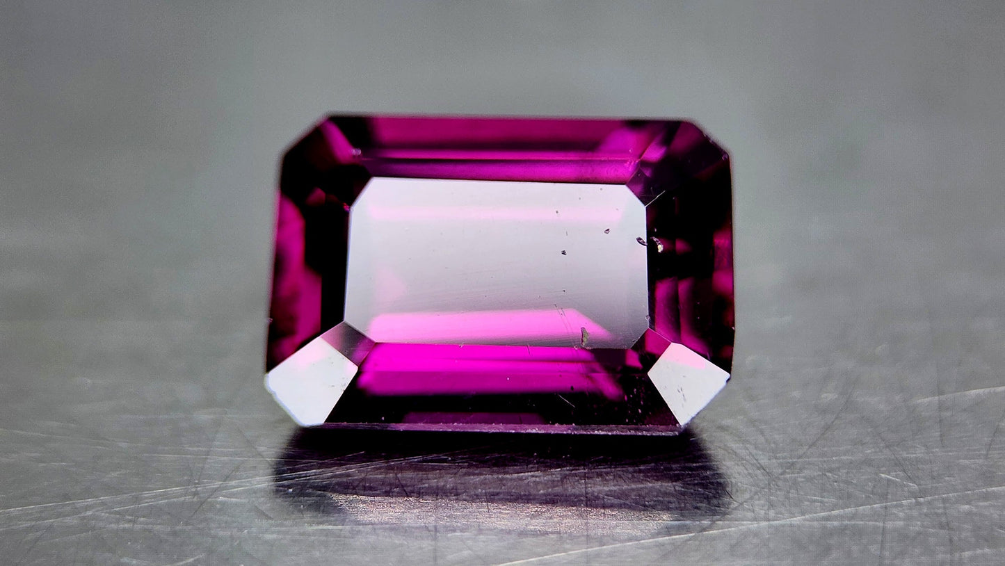 Natural Grape Garnet 9