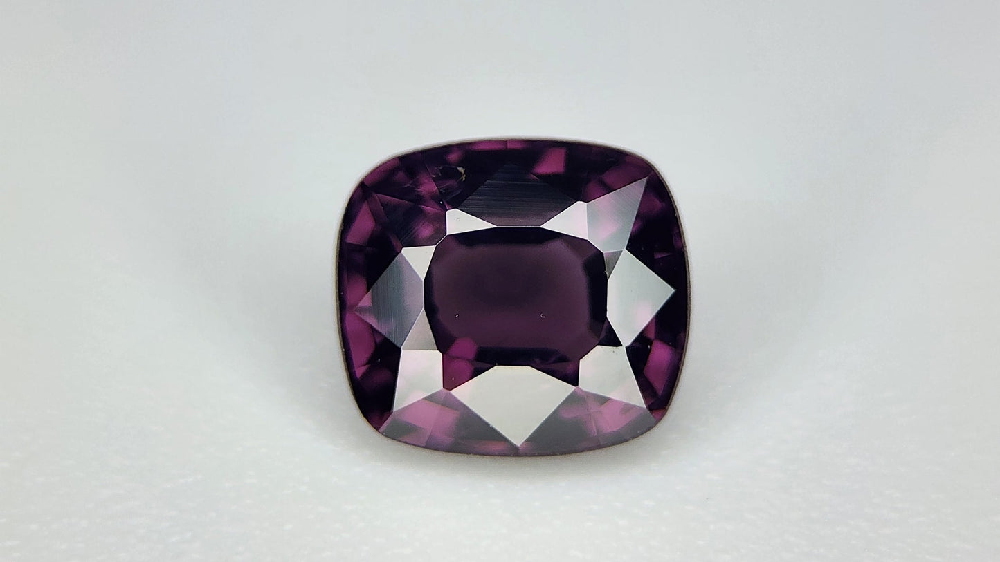 1.05Carats Natural Spinel Gemstone IGCAMAS110