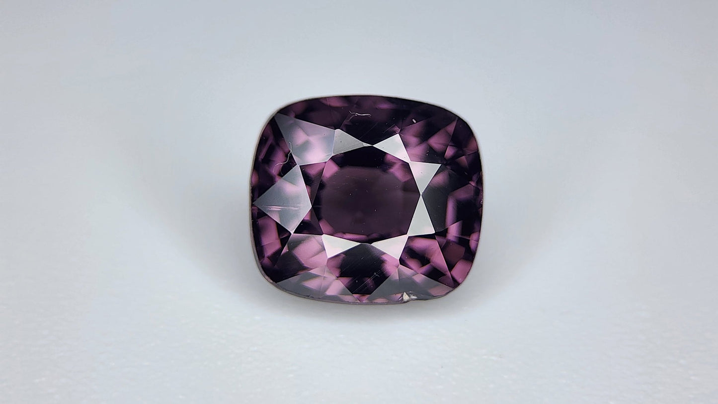 1.35Carats Natural Spinel Gemstone IGCAMAS12