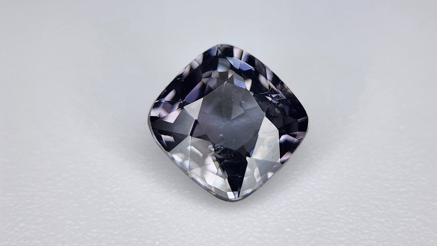 1.10Carats Natural Spinel Gemstone IGCAMAS31