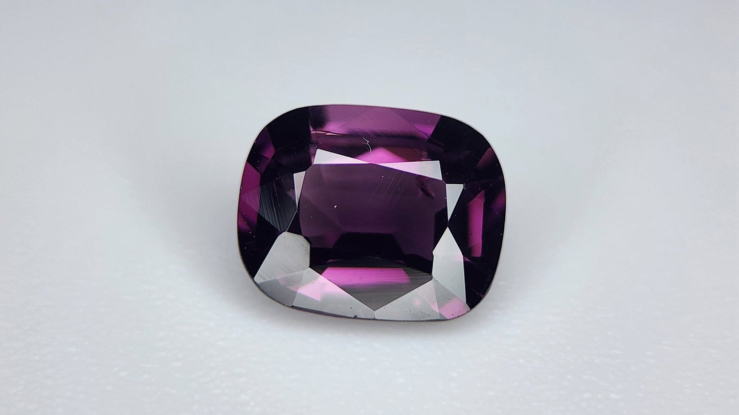 0.95Carats Natural Spinel Gemstone IGCAMAS32