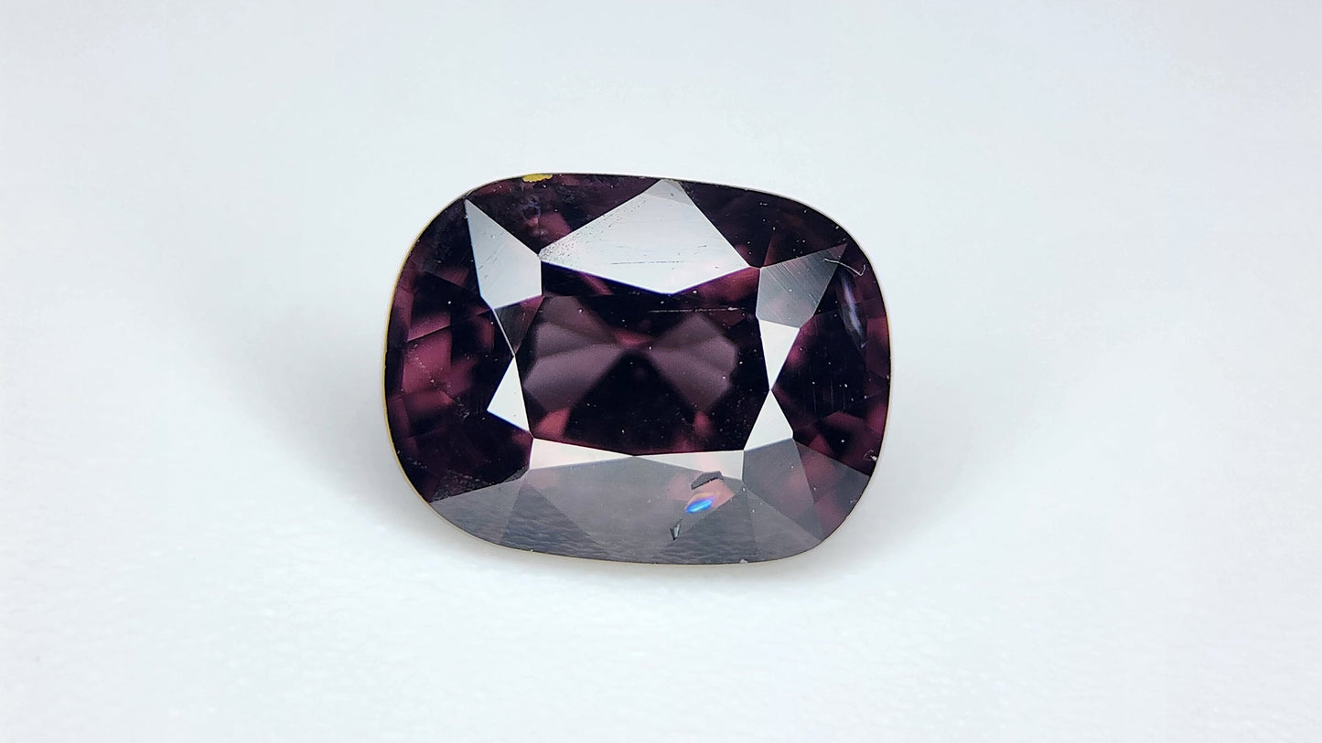 1.35Carats Natural Spinel Gemstone IGCAMAS04