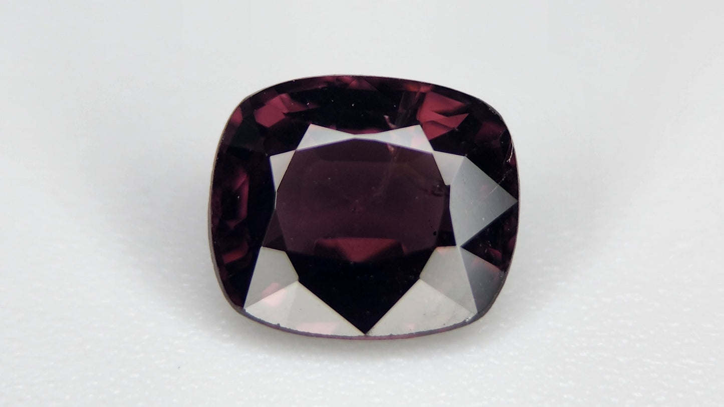 1.45Carats Natural Spinel Gemstone IGCAMAS41
