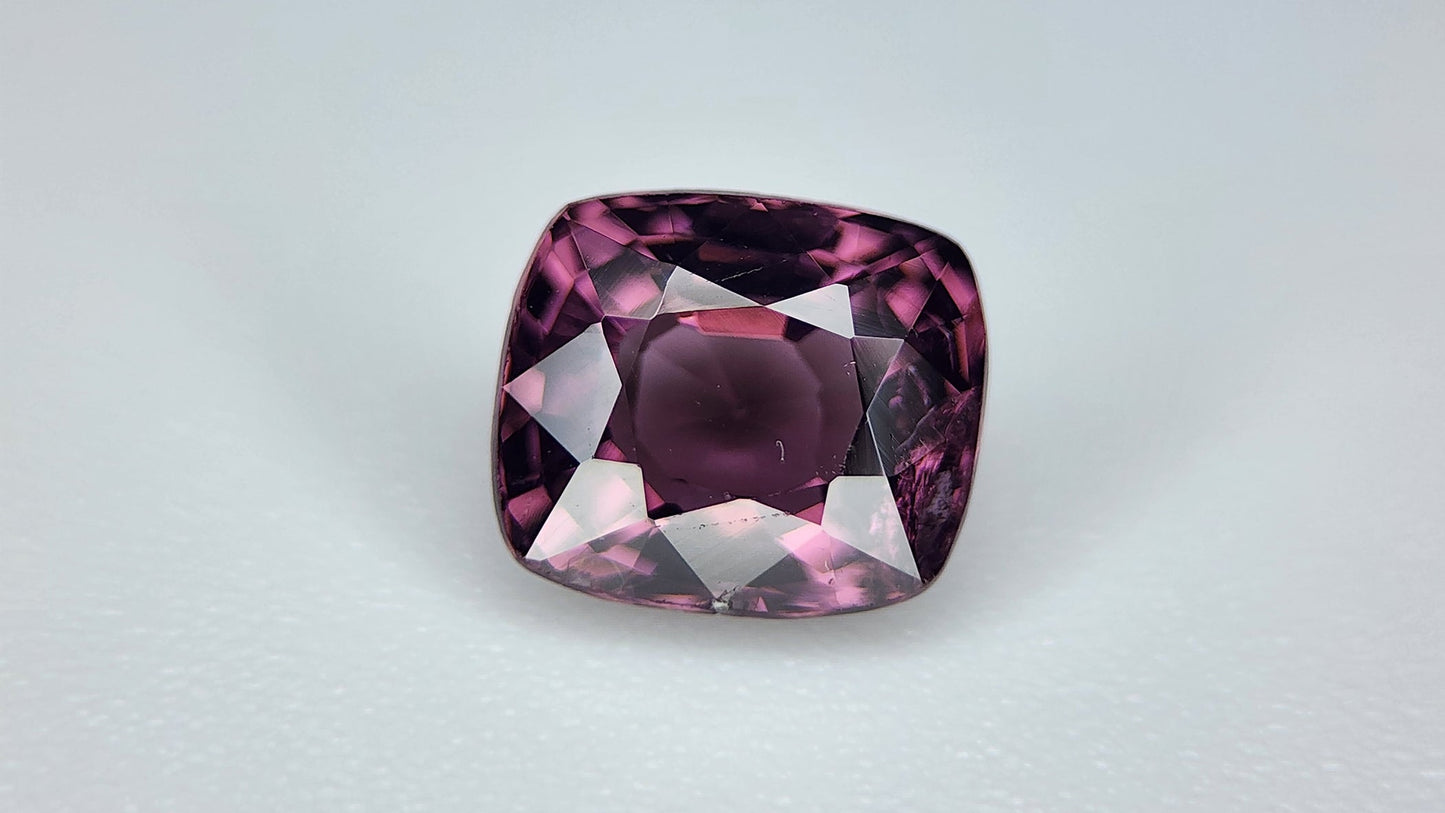 1.15Carats Natural Spinel Gemstone IGCAMAS68