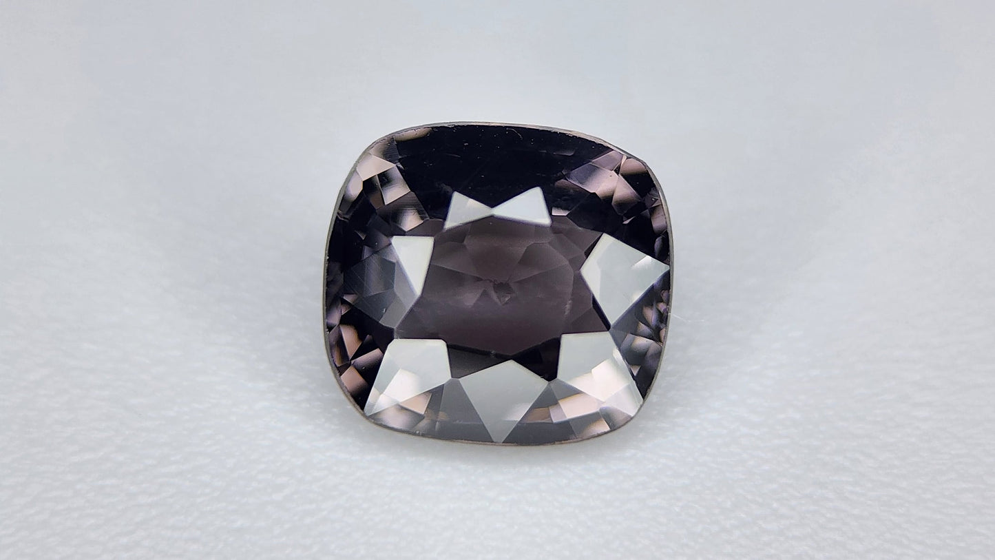 1.15Carats Natural Spinel Gemstone IGCAMAS96