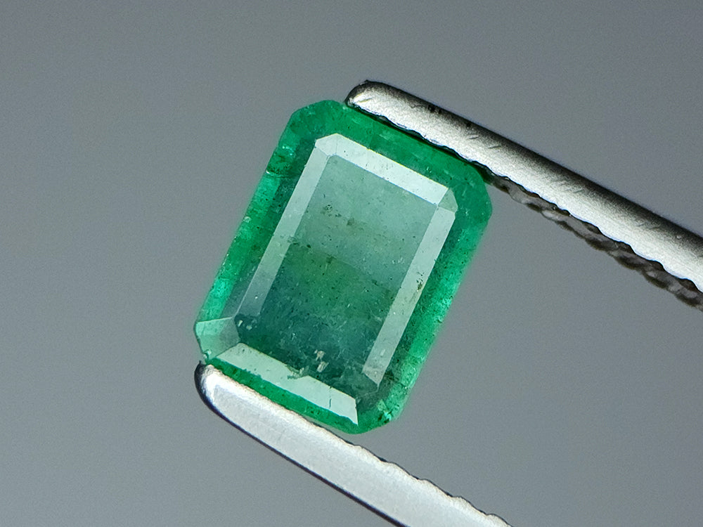 0.91 Crt Natural Emerald Gemstones IGCZZM266 - imaangems