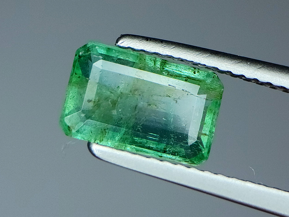 1.77 Crt Natural Emerald Gemstones IGCZZM267 - imaangems