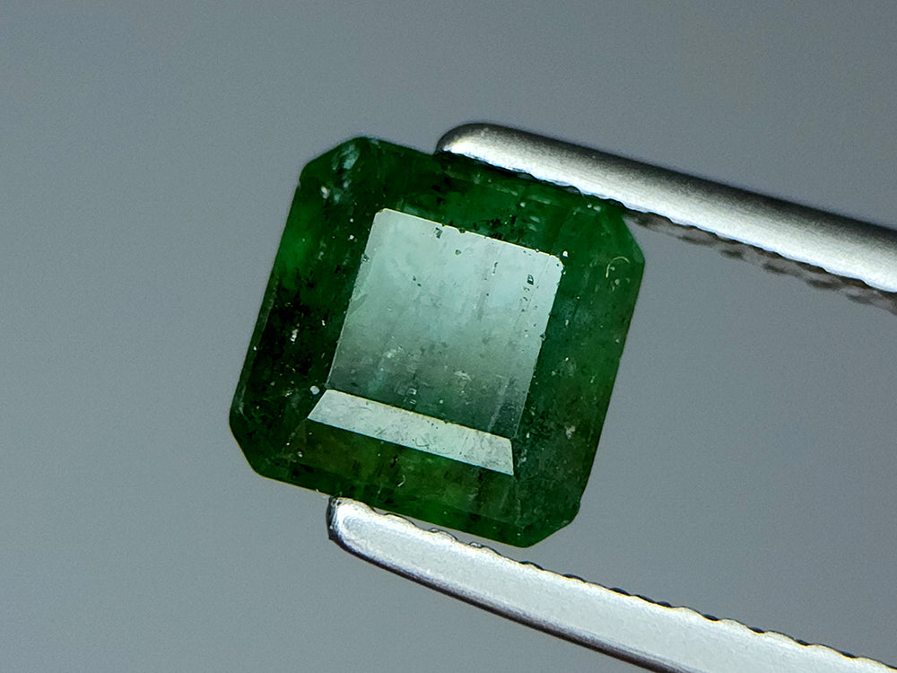 1.91 Crt Natural Emerald Gemstones IGCZZM270 - imaangems