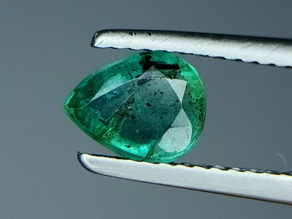 0.82 Crt Natural Emerald Gemstones IGCZZM320 - imaangems