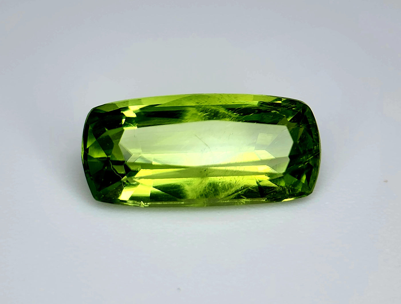 3.25CT NATURAL PAKISTAN PERIDOT STONES IGCPS36 - imaangems