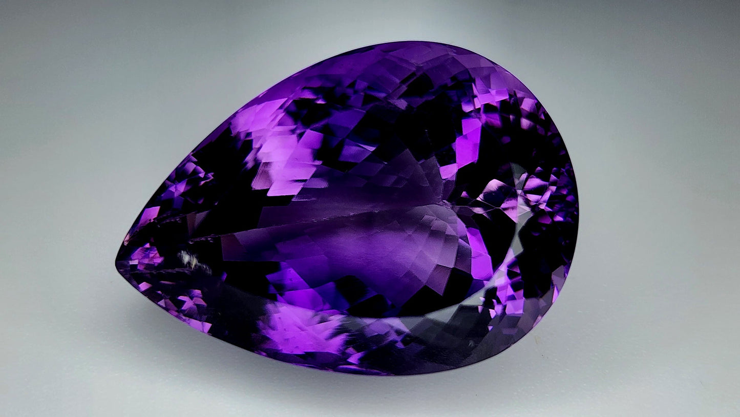 56.90Carats Natural Amethyst Gemstone IGCAma12