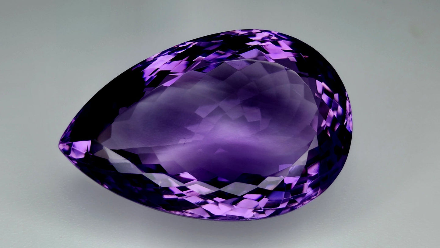 42.15Carats Natural Amethyst Gemstone IGCAma19