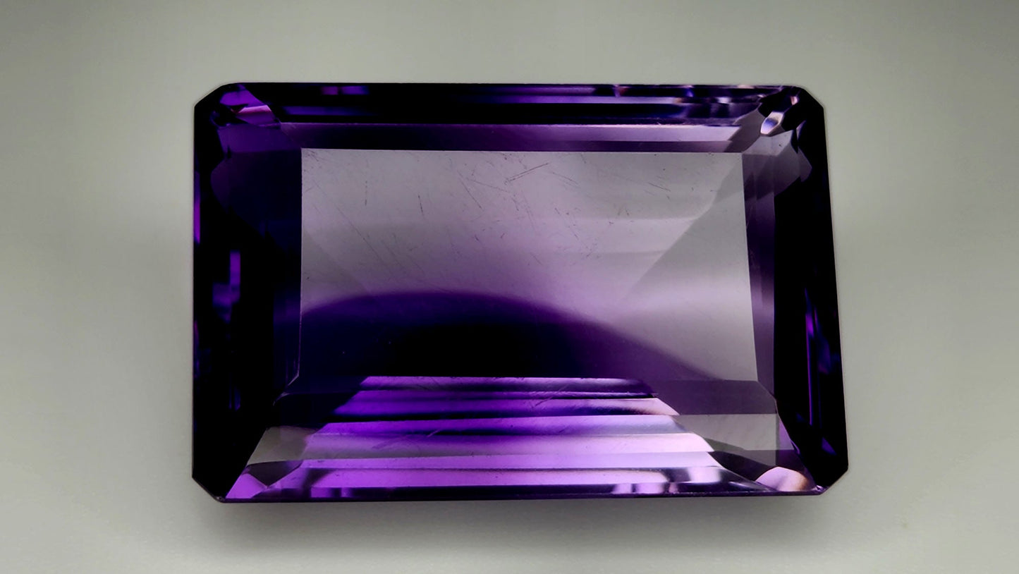 56.20Carats Natural Amethyst Gemstone IGCAma04