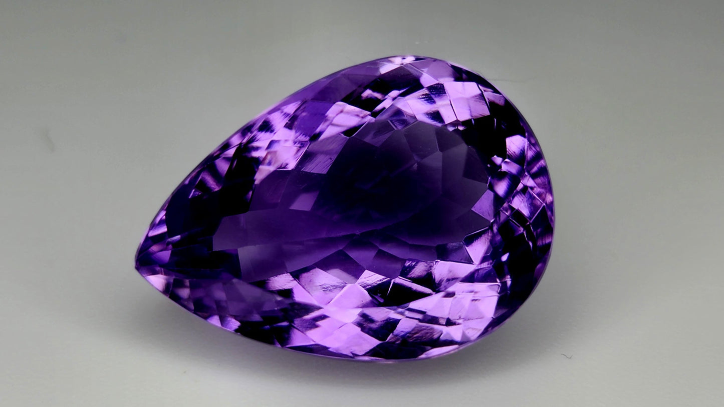 21.40Carats Natural Amethyst Gemstone IGCAma70