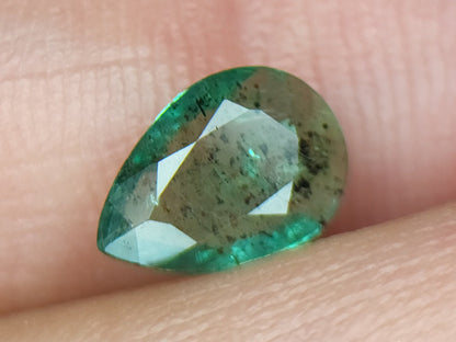 0.95ct natural emerald gemstones igczm43 - imaangems