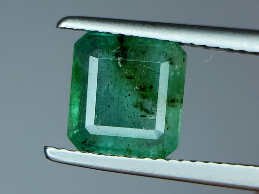 1.9 Crt Natural Emerald Gemstones IGCZZM232 - imaangems