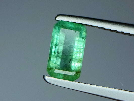 0.98 Crt Natural Emerald Gemstones IGCZZM262 - imaangems