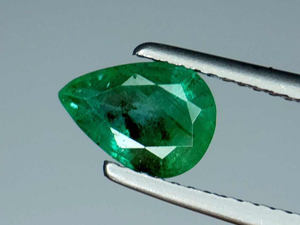 1.23Crt Natural Emerald Gemstones IGCZZM33 - imaangems