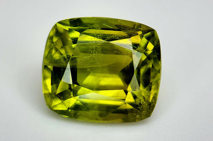 5.5CT NATURAL PAKISTAN PERIDOT STONES IGCPS23 - imaangems