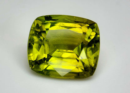 5.5CT NATURAL PAKISTAN PERIDOT STONES IGCPS23 - imaangems