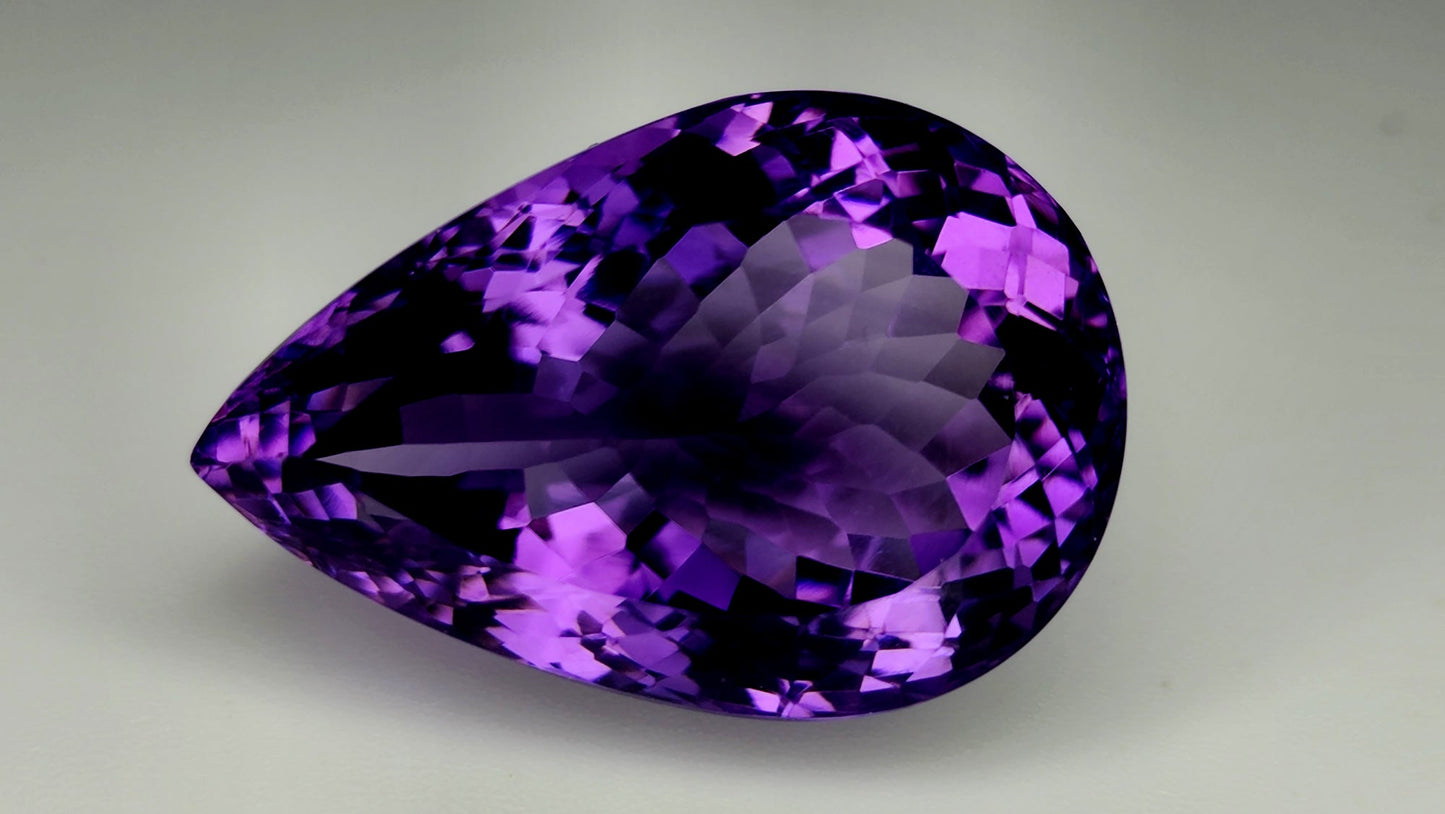 36.30Carats Natural Amethyst Gemstone IGCAma07