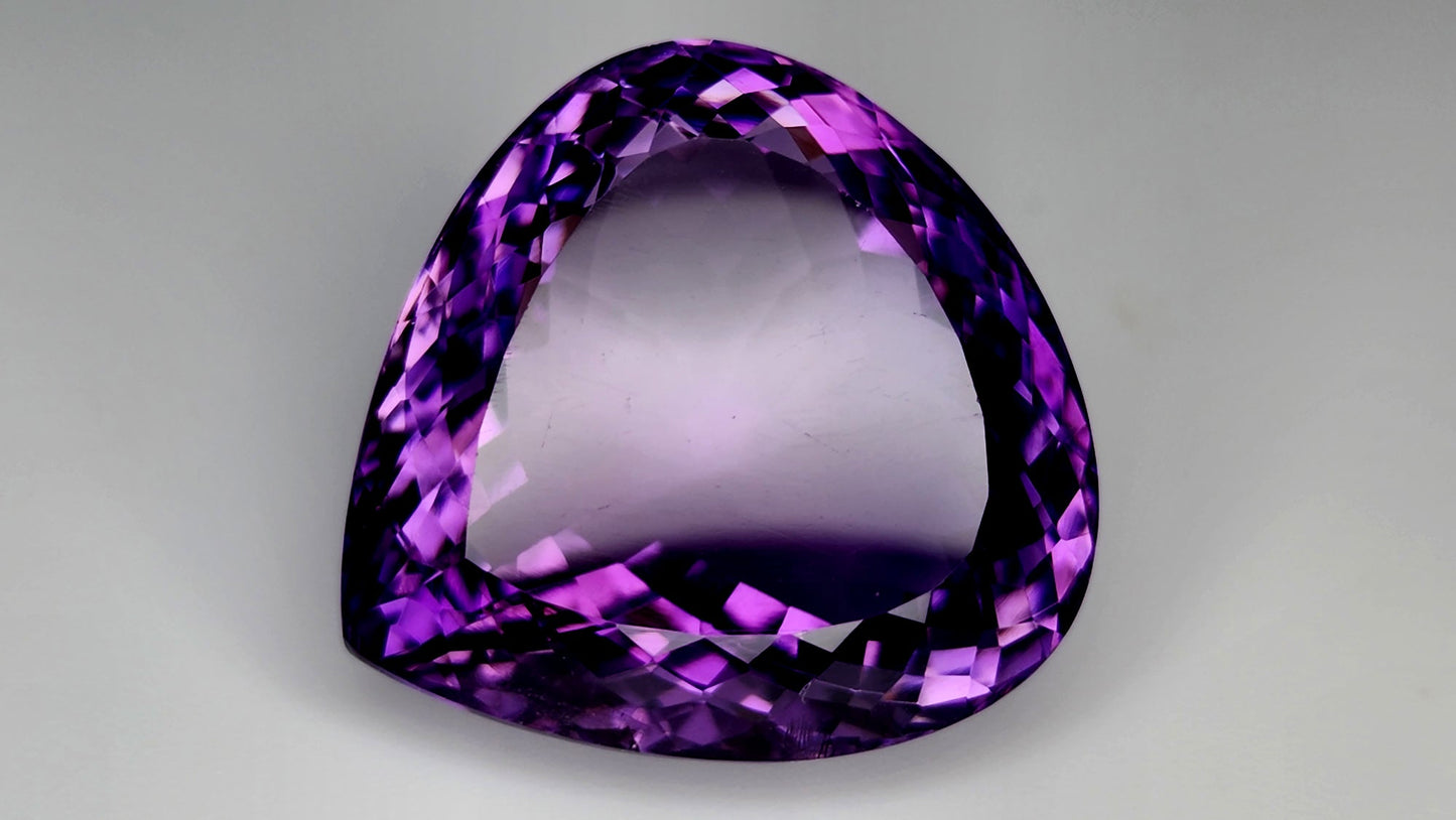 32.70Carats Natural Amethyst Gemstone IGCAma16